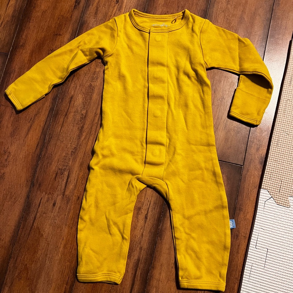 Magnetic Me sleeper - 3-6 month - NEW